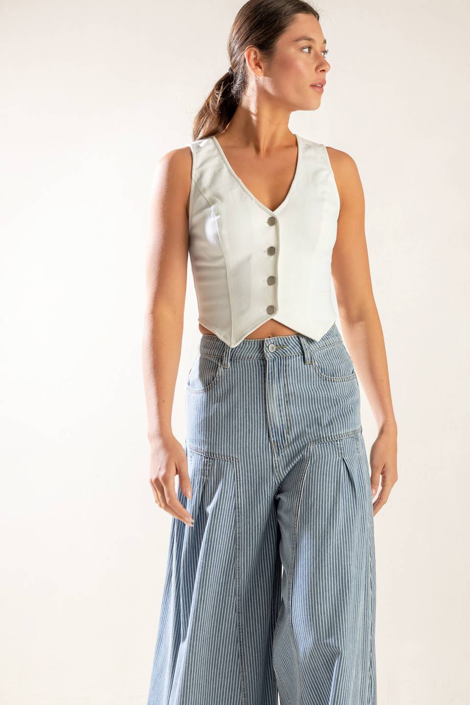 THE LILY'S SECRET DENIM VEST Flying Tomato